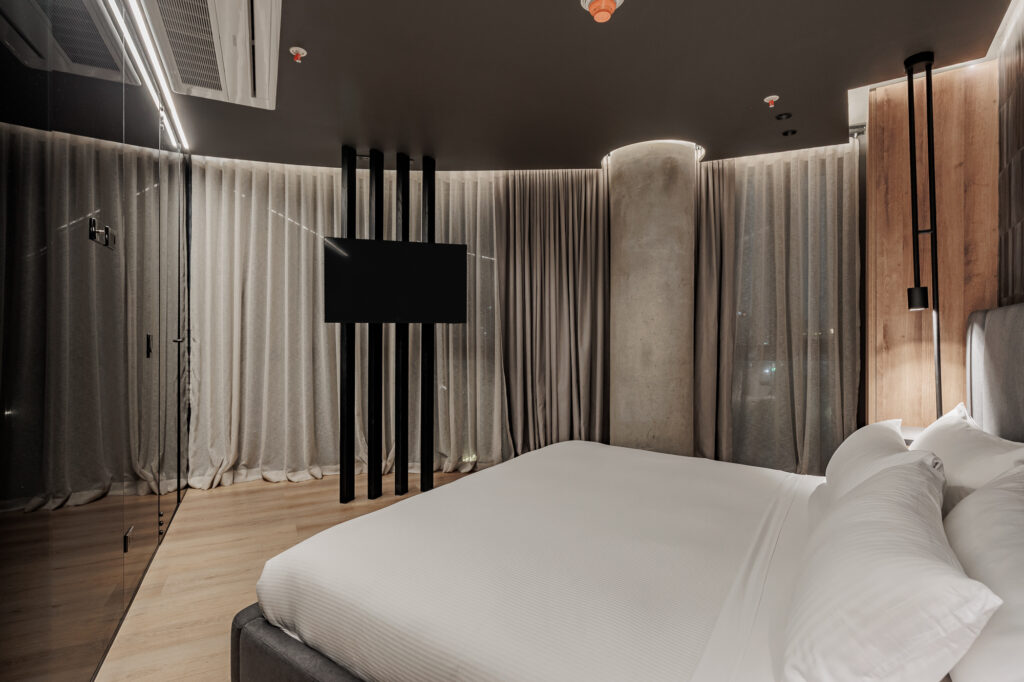 Suite Deluxe — dormitorio principal