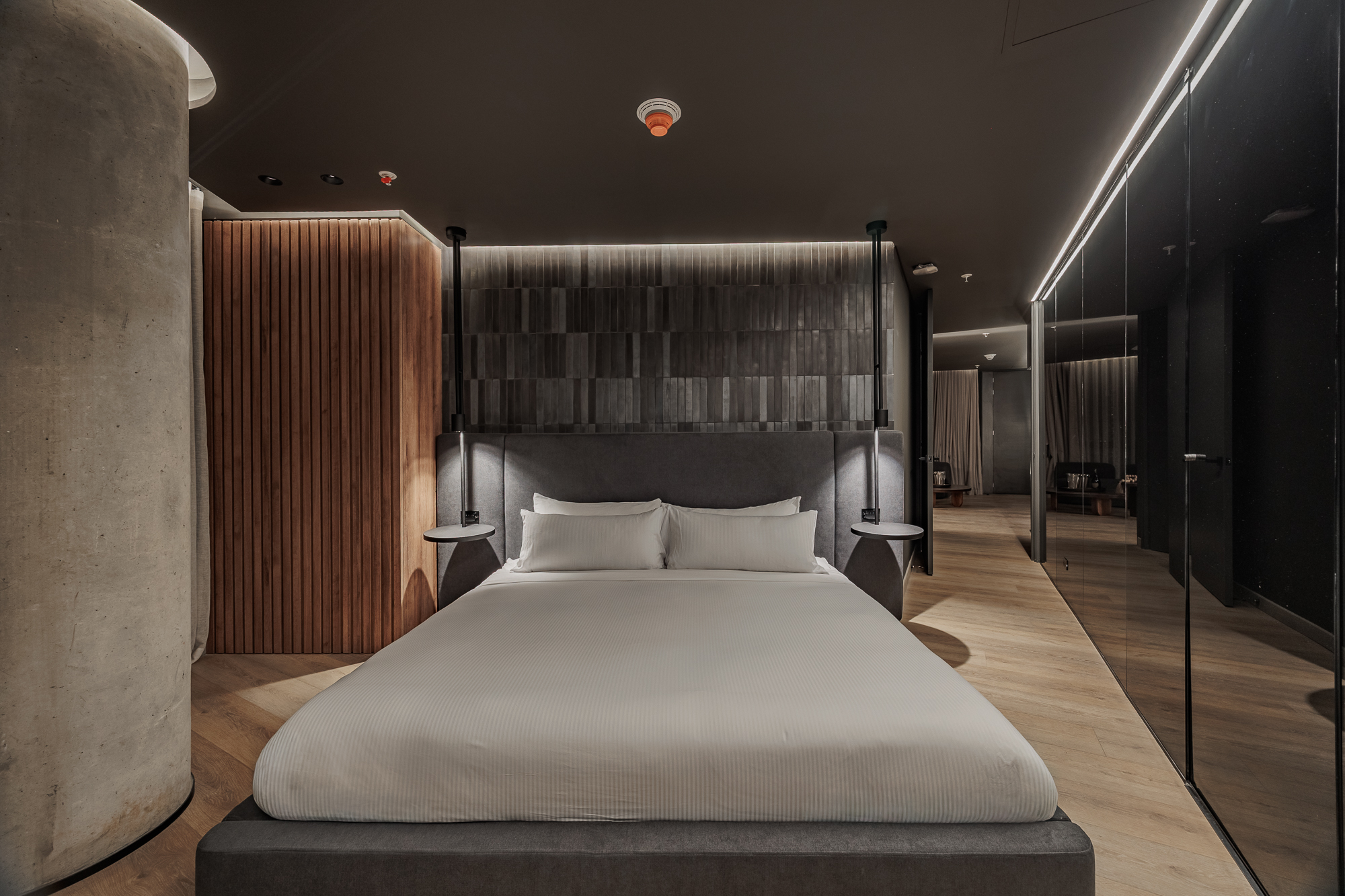 Suite Deluxe — detalle dormitorio